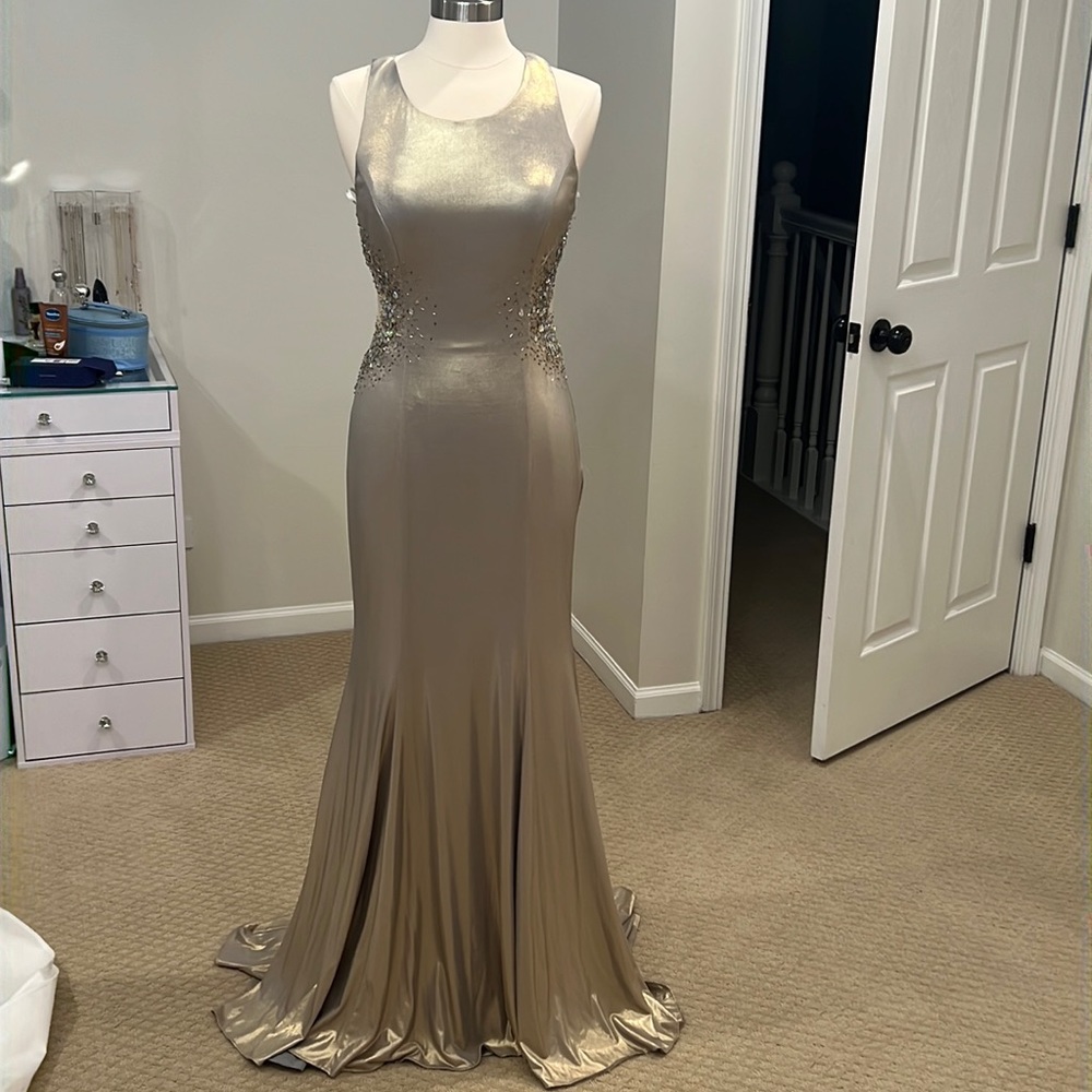 Beautiful prom dress new